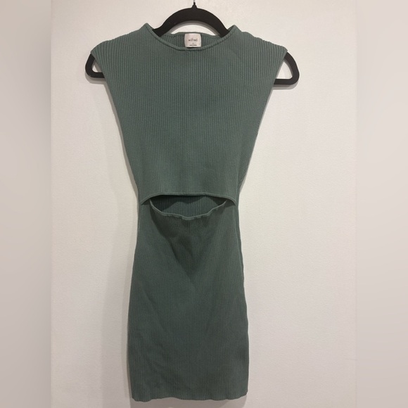 Aritzia Wilfred Ribbed Knit Dress in Sage Green - Picture 2 of 7